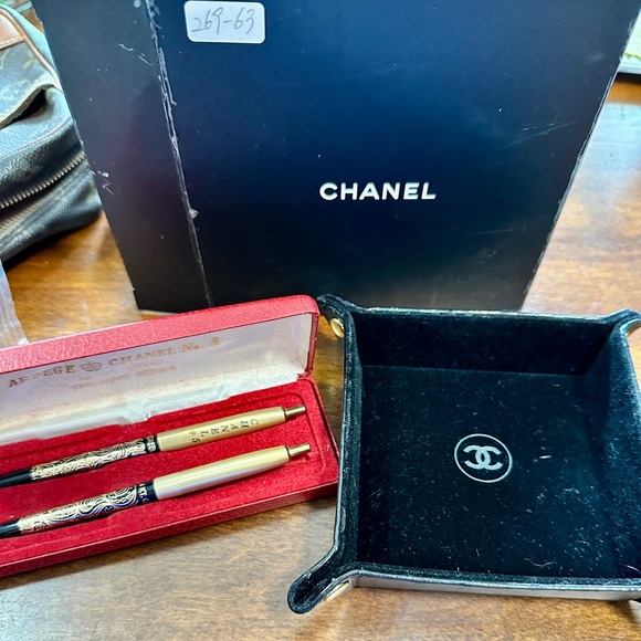 CHANEL desk set 24k pen set and coIn holder with box - Picture 1 of 4